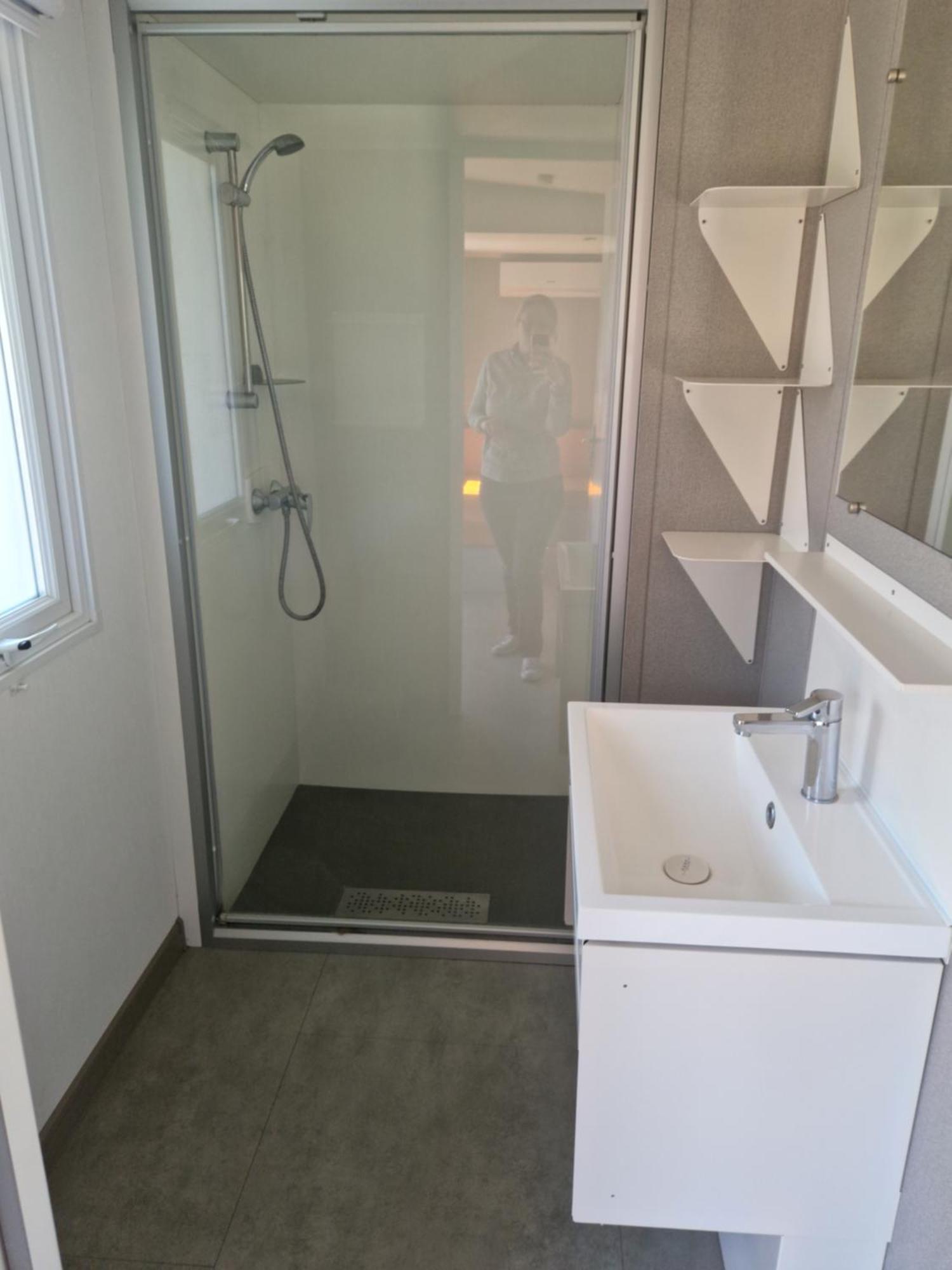 Campsite 5 Etoiles Piscines Chauffees Club Enfants Mobilhome Premium 6pers *